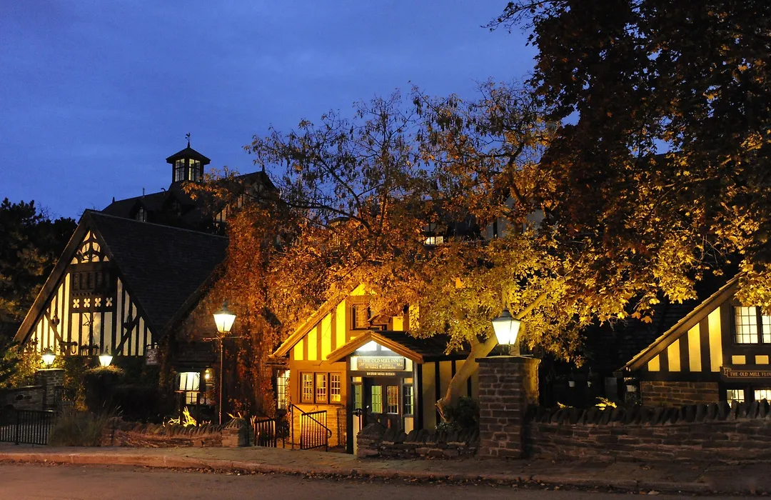 Old Mill Toronto Hotel-1