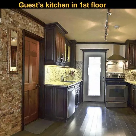 Salmon Magwood Guesthouse-3